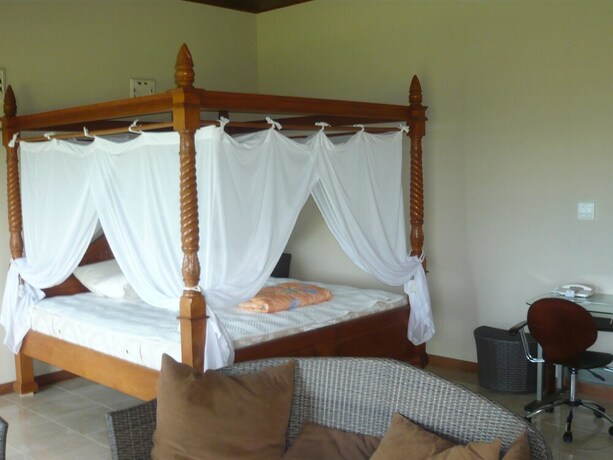 Imagen de la habitación del Hotel Eco Village Iriomote. Foto 21