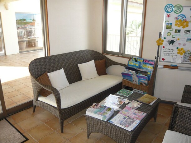 Imagen de los interiores del Hotel Eco Village Iriomote. Foto 40