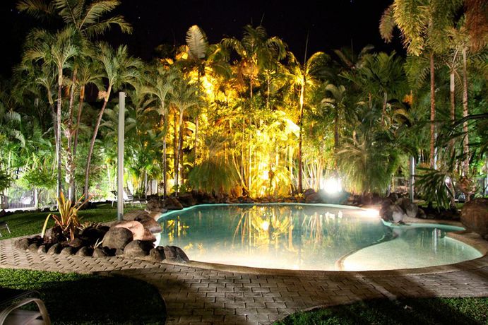 Imagen de la piscina del Hotel Eco Village Mission Beach. Foto 15
