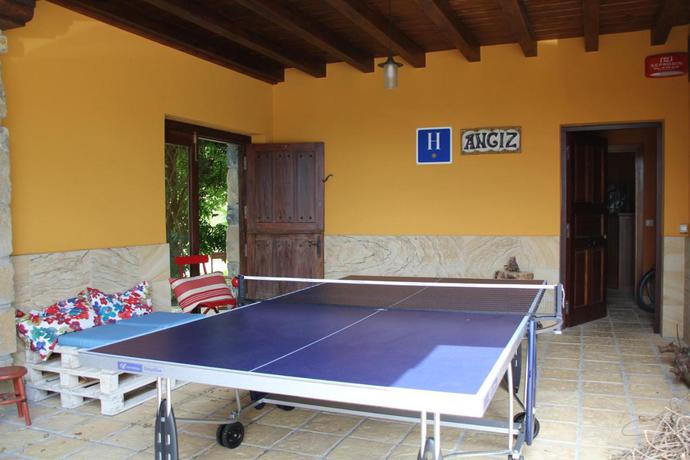 Imagen de los interiores del Hotel EcoHotel Rural Angiz. Foto 9