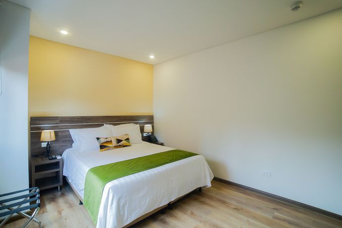 Imagen de la habitación del Hotel EcoHub Hotel Medellin. Foto 8