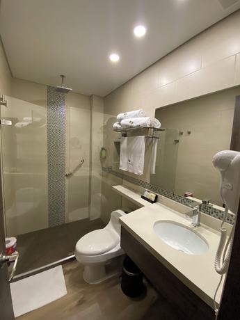 Imagen de la habitación del Hotel EcoHub Hotel Medellin. Foto 11