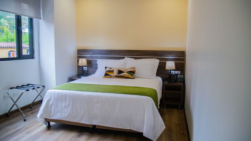 Imagen de la habitación del Hotel EcoHub Hotel Medellin. Foto 16