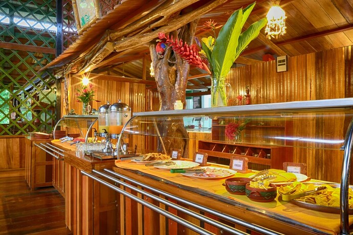 Imagen del bar/restaurante del Hotel Ecoamazonia Lodge. Foto 16