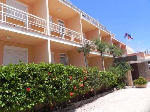 Imagen de los exteriores del Hotel Ecoavenida. Foto 14