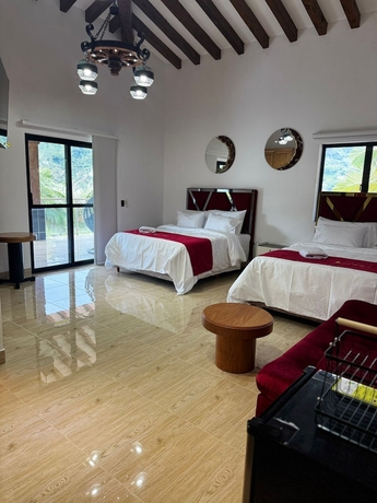 Imagen de la habitación del Hotel Ecohotel Dubai Del Oriente. Foto 5