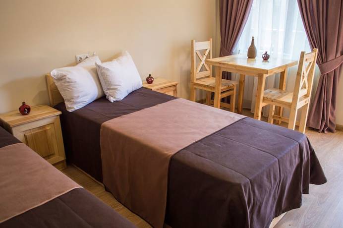 Imagen de la habitación del Hotel Ecokayan Dilijan Resort. Foto 2