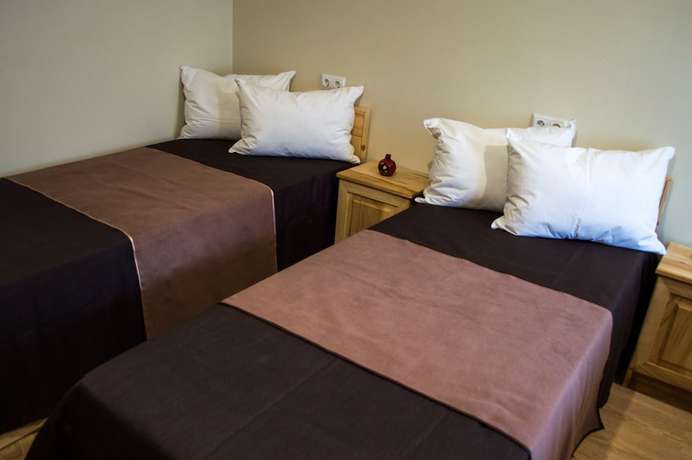 Imagen de la habitación del Hotel Ecokayan Dilijan Resort. Foto 8
