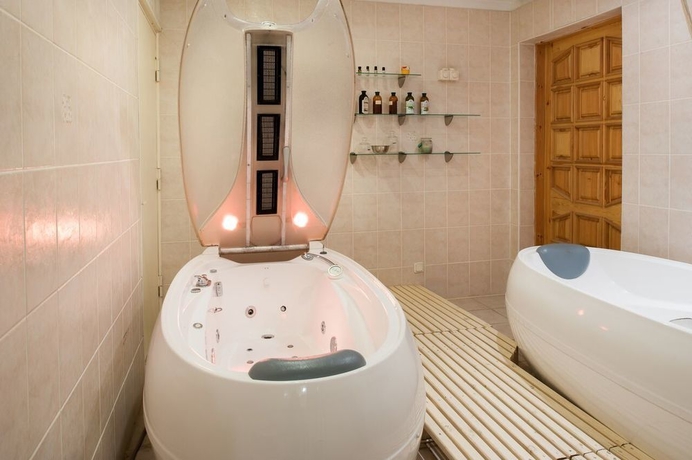 Imagen de los interiores del Hotel Ecoland. Foto 7