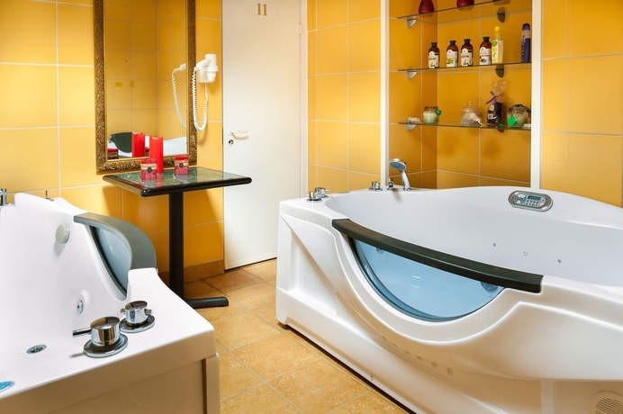 Imagen de los interiores del Hotel Ecoland. Foto 9