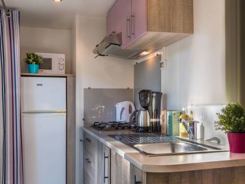 Imagen de la habitación del Hotel Ecolodge L'etoile D'argens. Foto 8