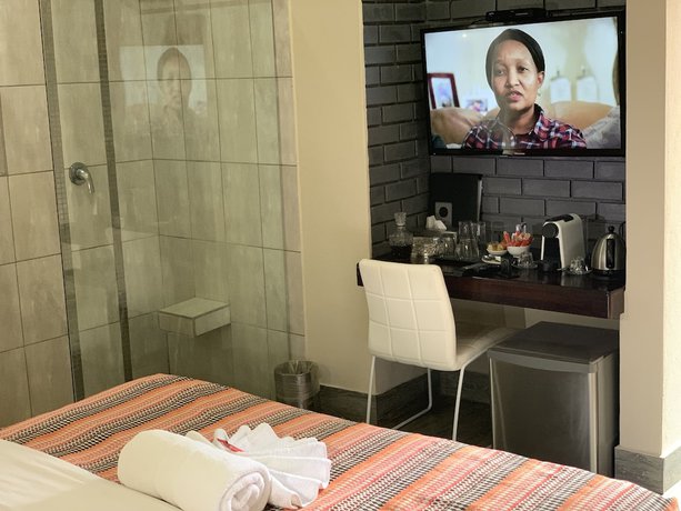 Imagen de la habitación del Hotel Ecolux Boutique. Foto 12