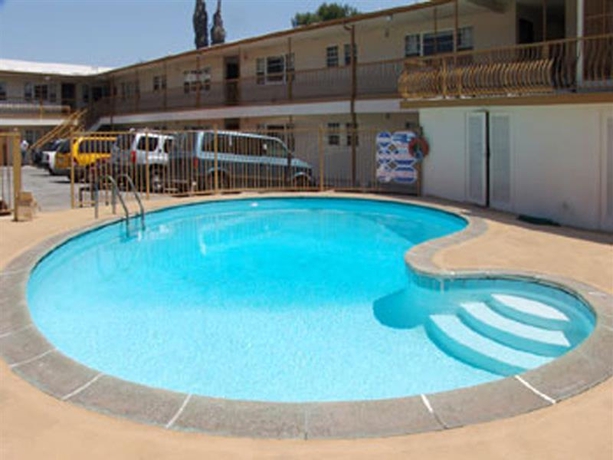 Imagen general del Hotel Econlodge Inn & Suites West Hollywood. Foto 5