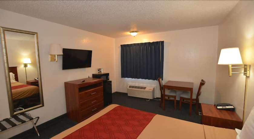 Imagen de la habitación del Hotel Econo Inn And Suites. Foto 7