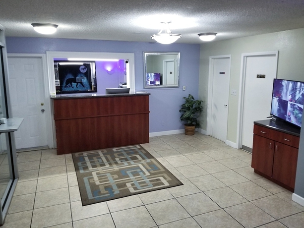 Imagen de los interiores del Hotel Econo Inn, Ormond Beach. Foto 19