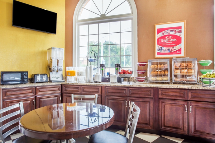 Imagen del bar/restaurante del Hotel Econo Lodge Acworth. Foto 5