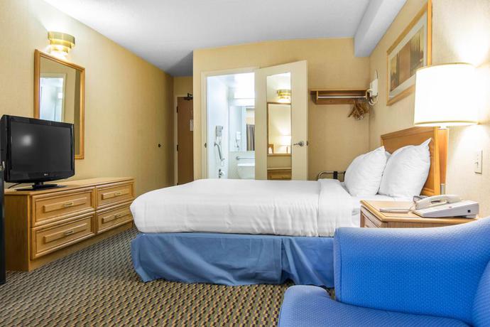 Imagen de la habitación del Hotel Econo Lodge Airport. Foto 5