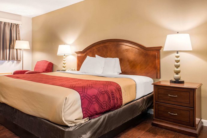 Imagen de la habitación del Hotel Econo Lodge Airport - Holland. Foto 12