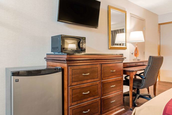 Imagen de la habitación del Hotel Econo Lodge Airport - Holland. Foto 18