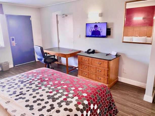 Imagen de la habitación del Hotel Econo Lodge Airport, Norfolk. Foto 14