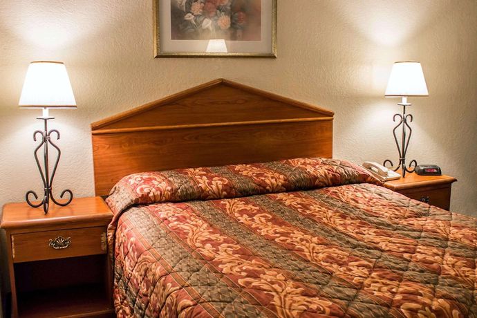Imagen de la habitación del Hotel Econo Lodge Akron Copley Northwest. Foto 5