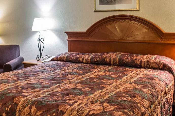 Imagen de la habitación del Hotel Econo Lodge Akron Copley Northwest. Foto 11