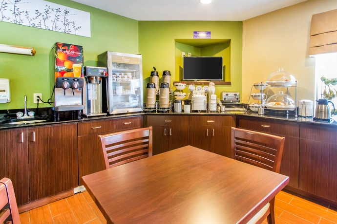 Imagen del bar/restaurante del Hotel Econo Lodge Amarillo East. Foto 3