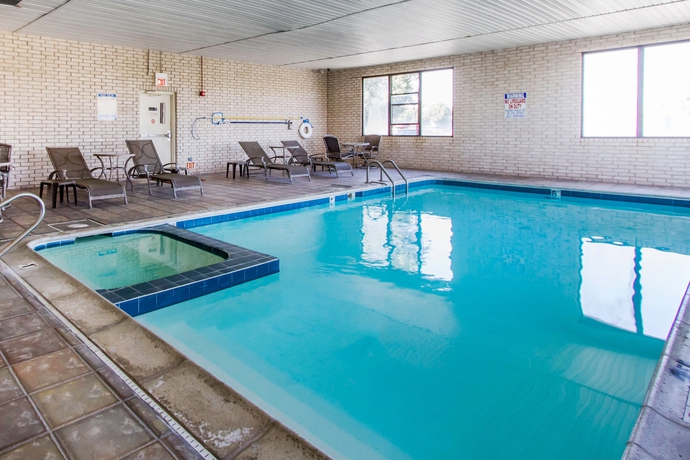 Imagen de la piscina del Hotel Econo Lodge Amarillo East. Foto 11