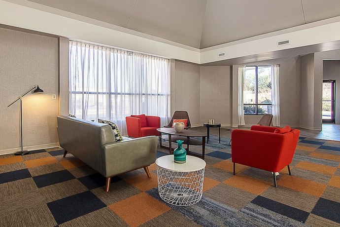 Imagen de los interiores del Hotel Econo Lodge, Americus. Foto 17