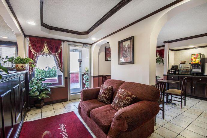 Imagen de los interiores del Hotel Econo Lodge Andalusia. Foto 14