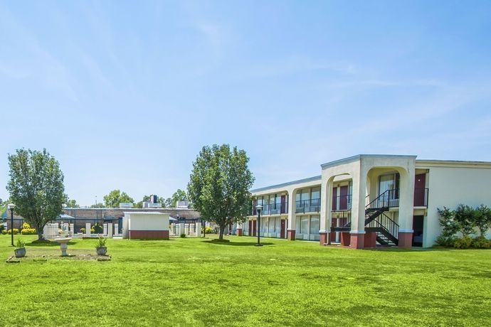 Imagen general del Hotel Econo Lodge Andalusia. Foto 5