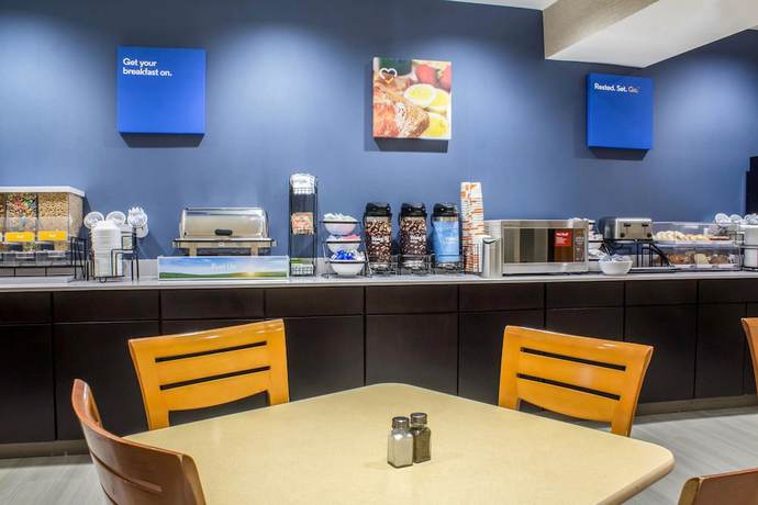 Imagen del bar/restaurante del Hotel Econo Lodge Ankeny - Des Moines. Foto 3