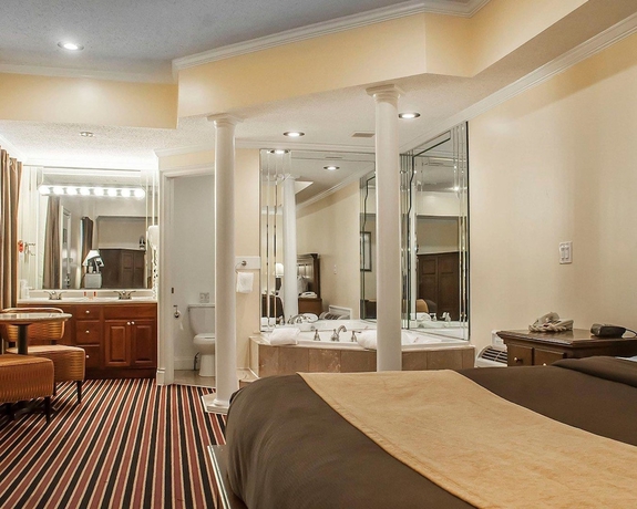 Imagen de la habitación del Hotel Econo Lodge At The Falls North. Foto 10