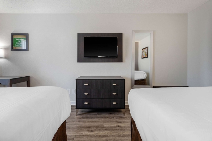 Imagen de la habitación del Hotel Econo Lodge At The University. Foto 7