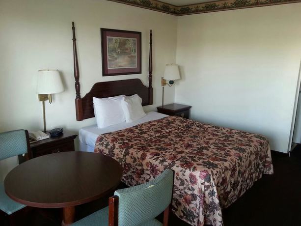 Imagen de la habitación del Hotel Econo Lodge, Athens. Foto 14