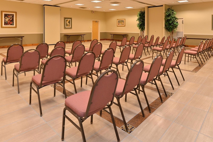 Imagen de los interiores del Hotel Econo Lodge, Baton Rouge. Foto 12
