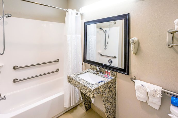 Imagen de la habitación del Hotel Econo Lodge Baton Rouge University Area. Foto 5