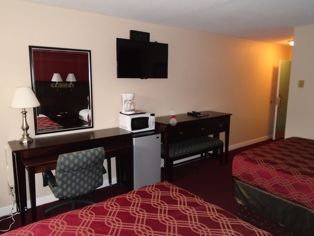 Imagen de la habitación del Hotel Econo Lodge Bay Breeze. Foto 7