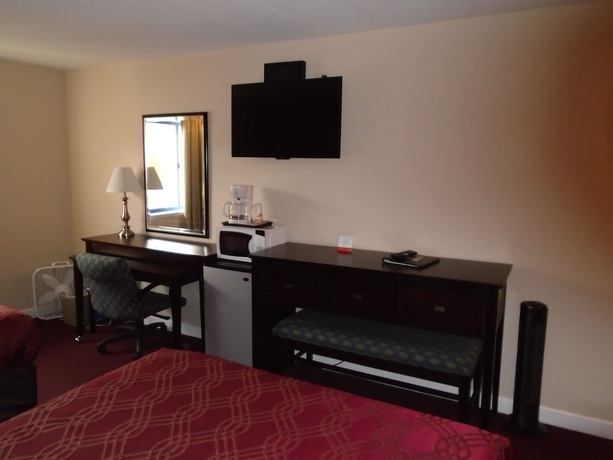 Imagen de la habitación del Hotel Econo Lodge Bay Breeze. Foto 13