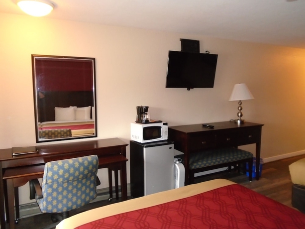 Imagen de la habitación del Hotel Econo Lodge Bay Breeze. Foto 16