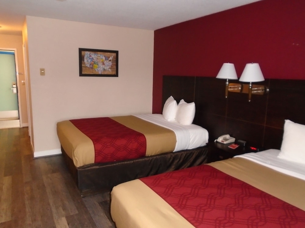 Imagen de la habitación del Hotel Econo Lodge Bay Breeze. Foto 17