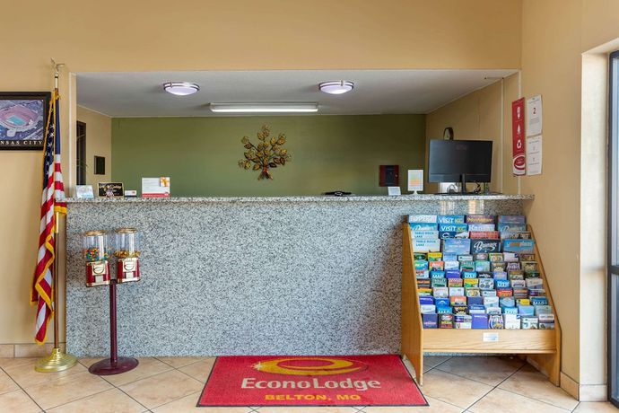 Imagen de los interiores del Hotel Econo Lodge Belton - Kansas City South. Foto 19