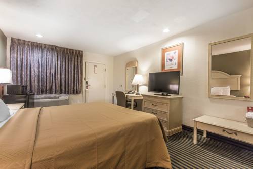 Imagen de la habitación del Hotel Econo Lodge Berea. Foto 3