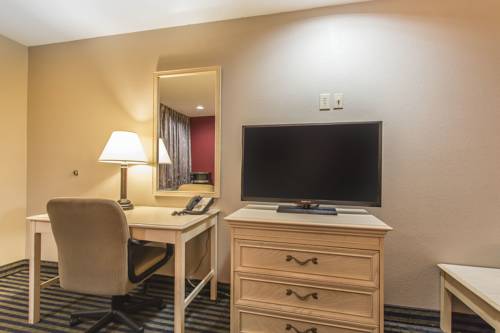 Imagen de la habitación del Hotel Econo Lodge Berea. Foto 7