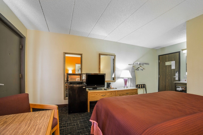 Imagen de los interiores del Hotel Econo Lodge Billings. Foto 12