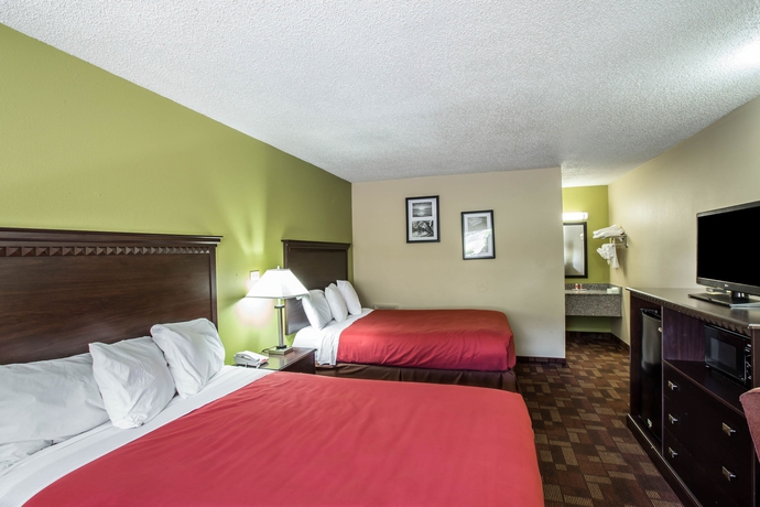 Imagen de la habitación del Hotel Econo Lodge Biltmore. Foto 8