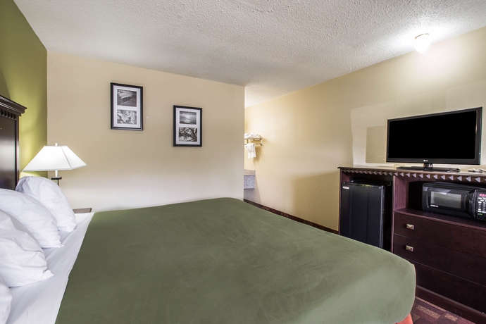 Imagen de la habitación del Hotel Econo Lodge Biltmore. Foto 9
