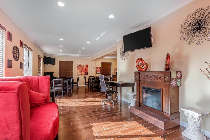 Imagen de los interiores del Hotel Econo Lodge, Boaz. Foto 15