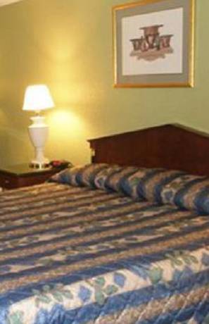 Imagen de la habitación del Hotel Econo Lodge, Bradford. Foto 8