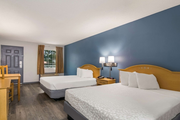 Imagen de la habitación del Hotel Econo Lodge, Branson. Foto 6